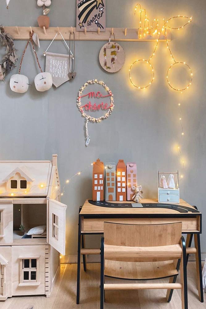 Kids Room With Bright Wall Décor And Bamboo Desk #bambootable #walldecor