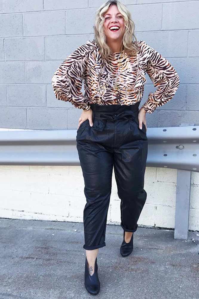 plus size leather pants outfit