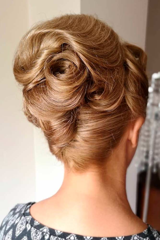 Modern Beehive Hair