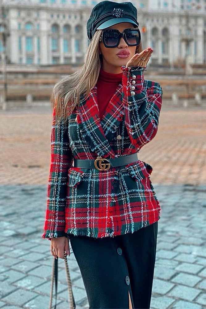 Red And Green Tweed Jacket With Black Pencil Skirt #pencilskirt #plaidblazer