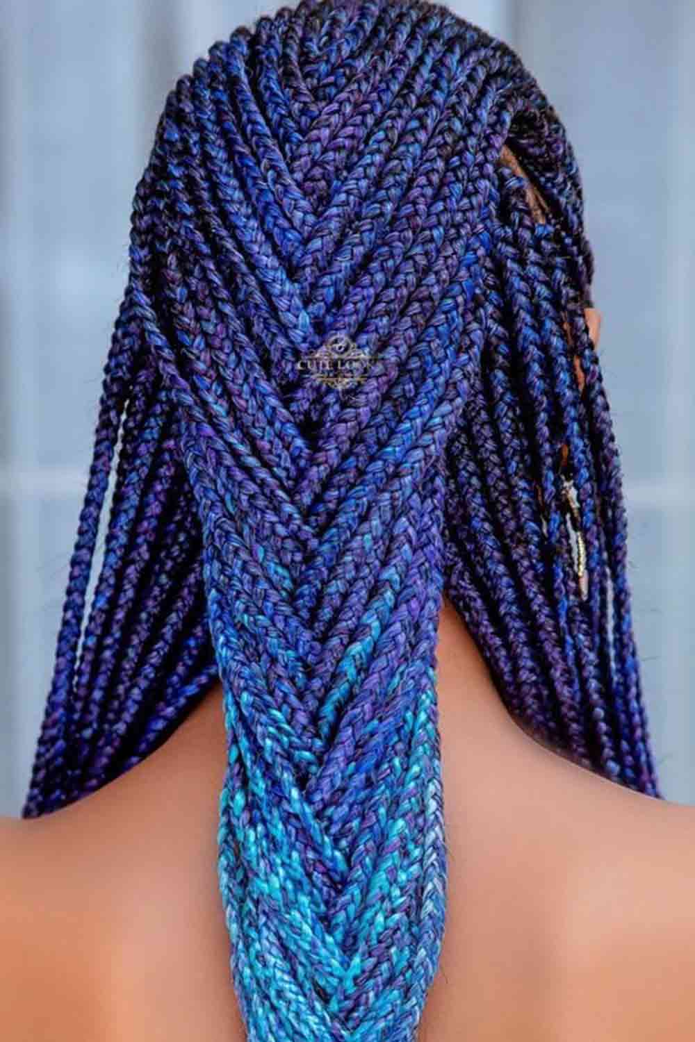 B;ue Fulani Braids With Ombre Effect #ombrehair #bluehairstyles