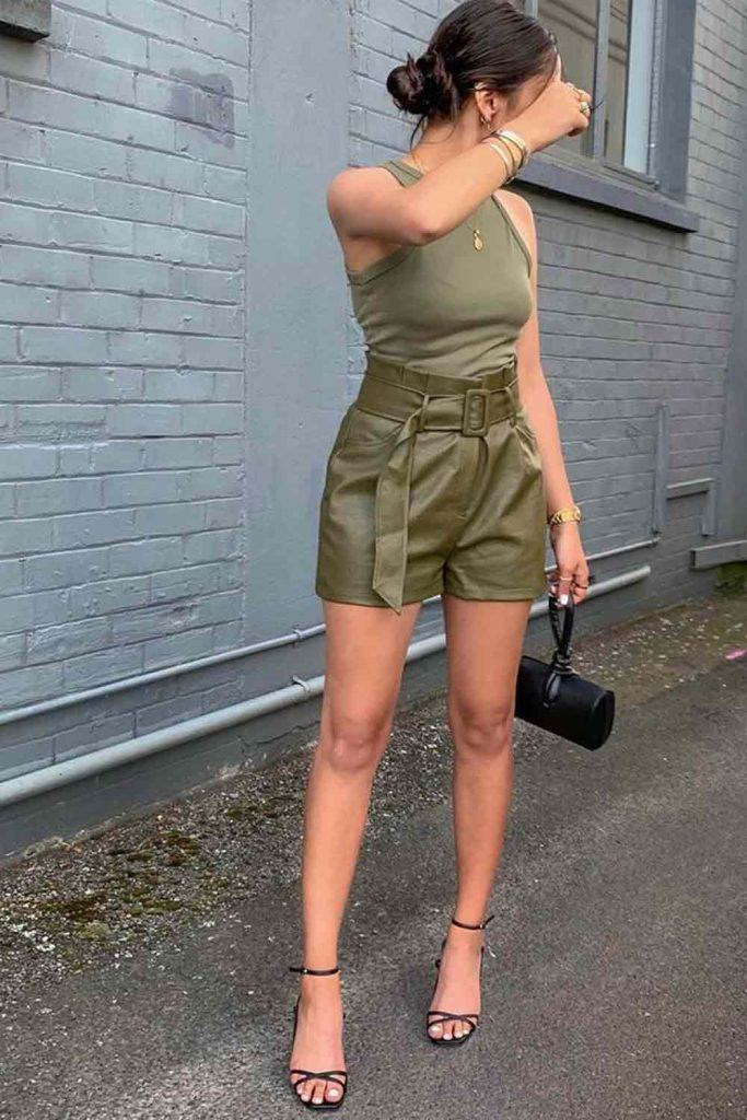 Khaki Monochromatic Outfit With Leather Shorts #khakishorts #leathershorts