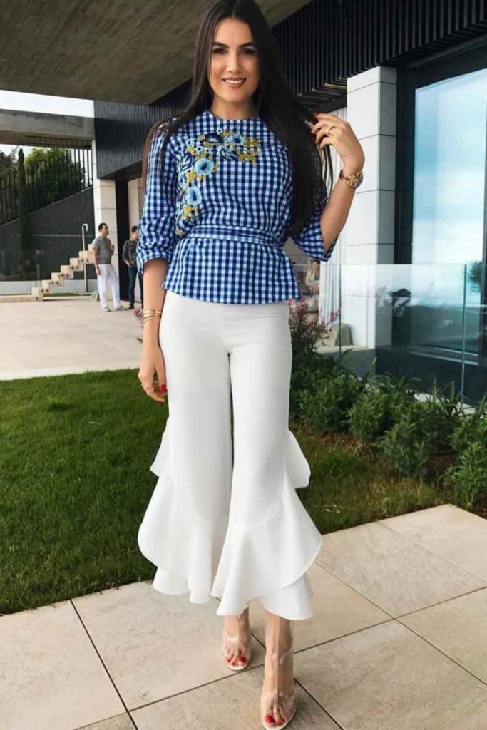 White Cropped Pants With Print Top #whitepants