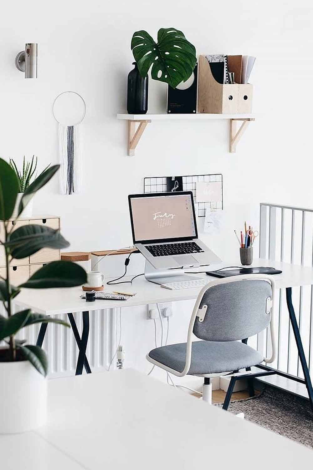 Upgrade Your Home Office With The Recent Trends | Glaminati.com