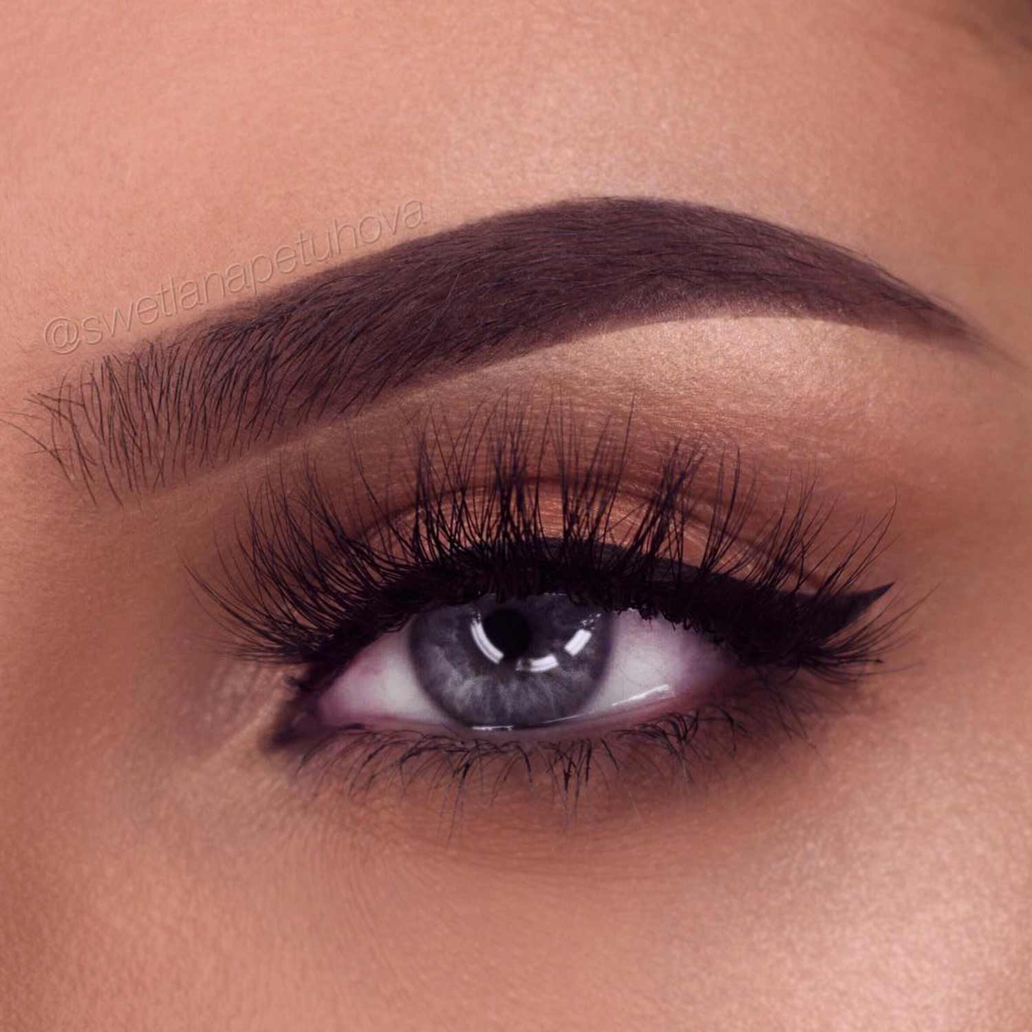 The Best Winged Eyeliner Styles For Your Eye Shape