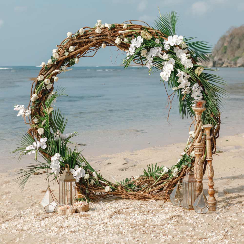 Round Wedding Arch for Beach Wedding