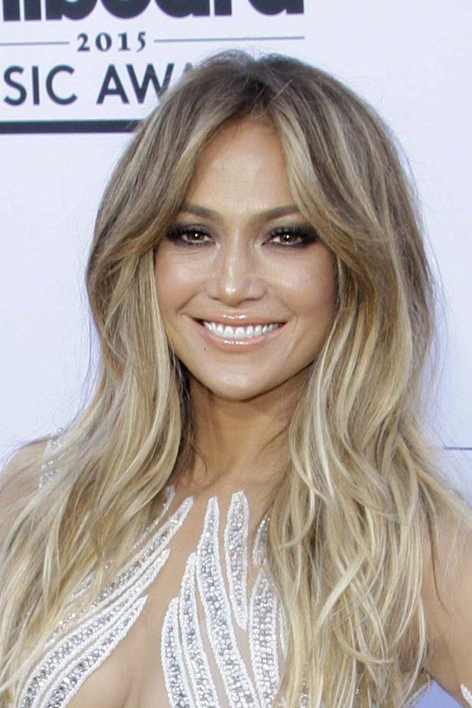 Jennifer Lopez com camadas Balayage