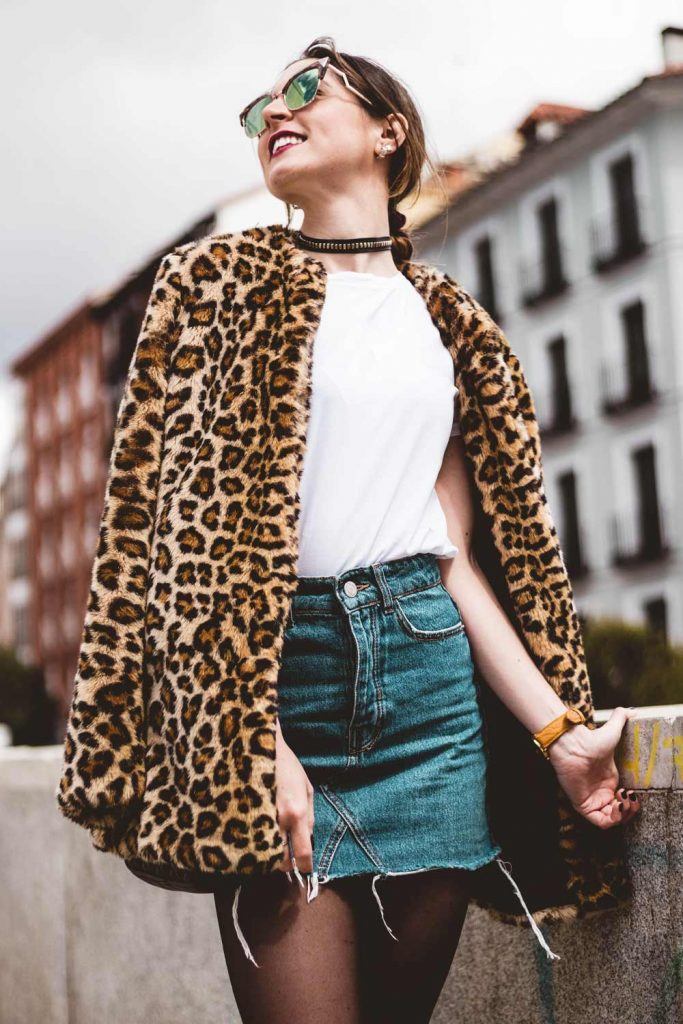 Short leopard outlet skirt outfit