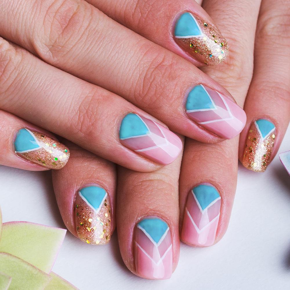 Chevron Patterned Nails