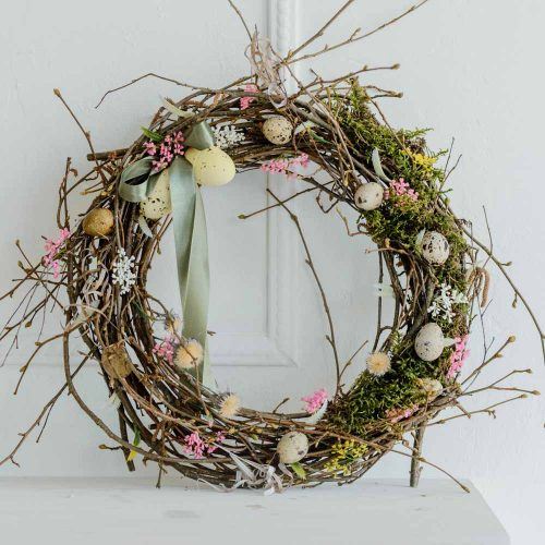 Impressive Versatility Of Spring Wreaths for This Season - Glaminati