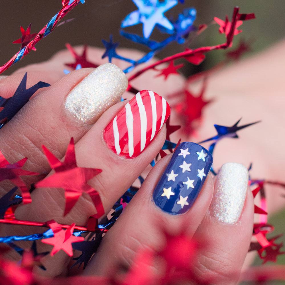 Nail design 4th of July: Hãy để chúng tôi giúp bạn tạo ra một thiết kế móng tay tuyệt đẹp cho ngày Lễ độc lập nước Mỹ. Với những ý tưởng mới nhất, chúng tôi sẽ làm cho bàn tay của bạn trở nên lộng lẫy và cuốn hút hơn bao giờ hết. Các họa tiết đỏ, trắng, xanh lá cây và vuông xoay sẽ làm cho bạn tự hào khi diện những chiếc móng tay này trong ngày lễ. Đến và trải nghiệm ngay hôm nay!