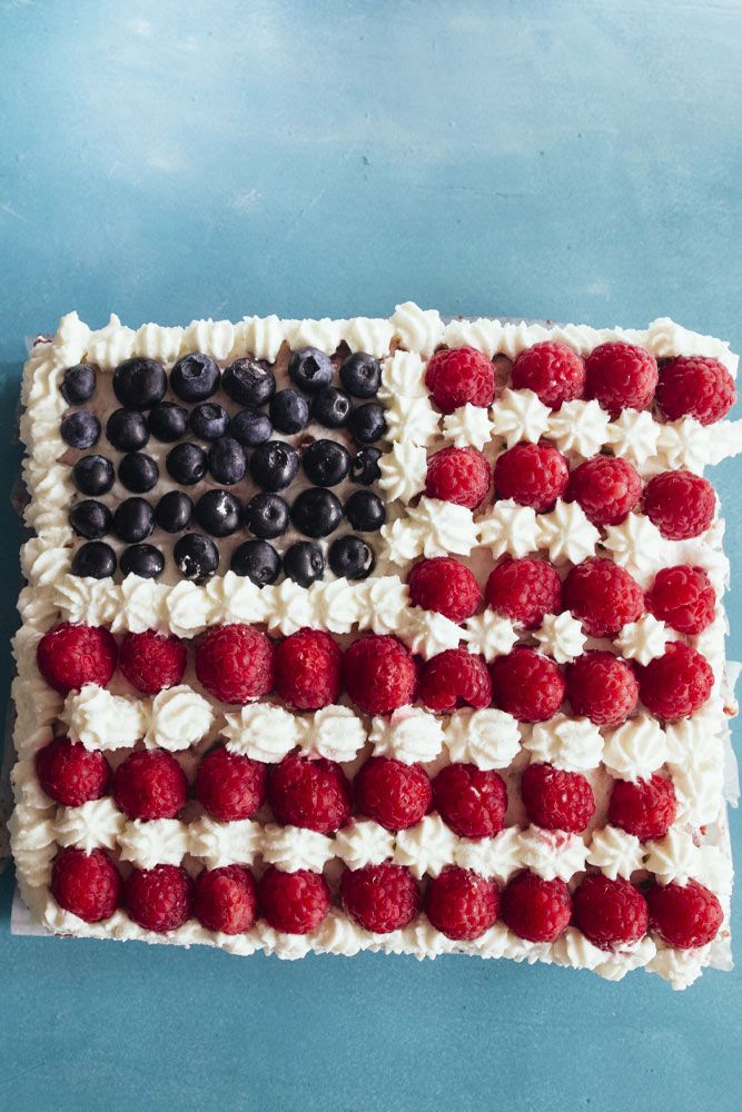 American Flag Decorated Cake