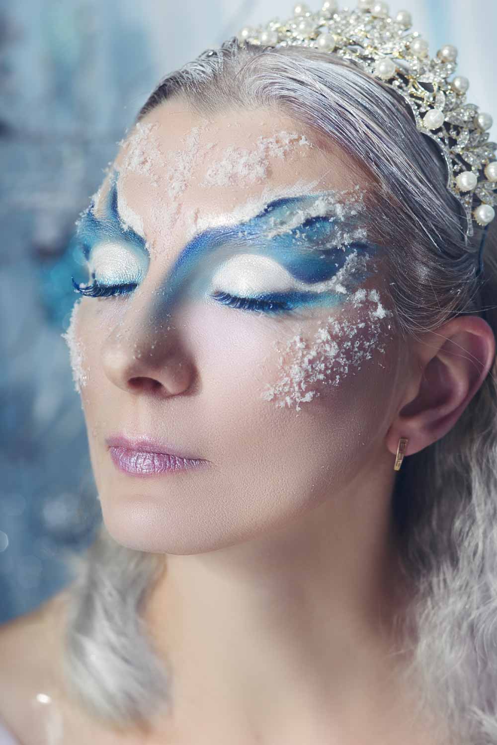 Ice Queen Makeup for Halloween