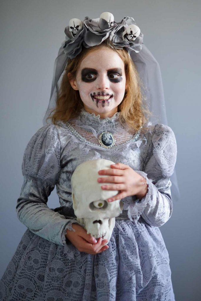 Dead Bride Halloween Costume for Girl