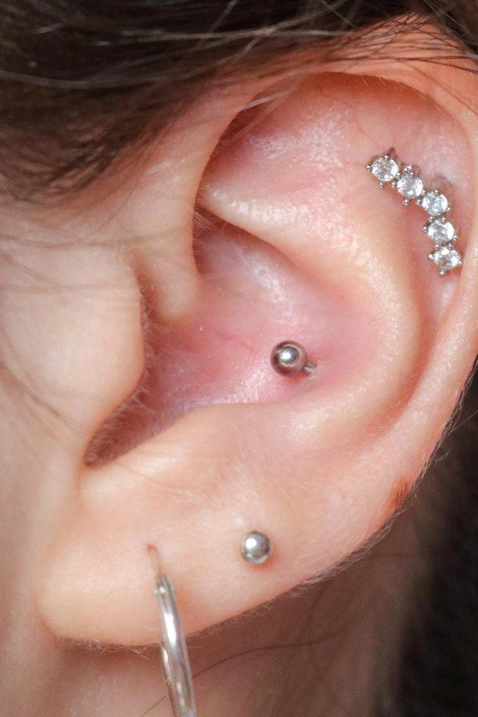 Conch piercing deals bar