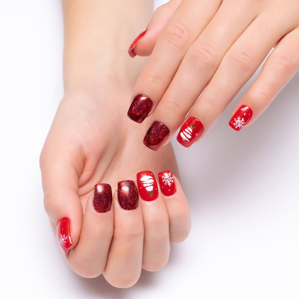 Red Nails with Christmas Tree