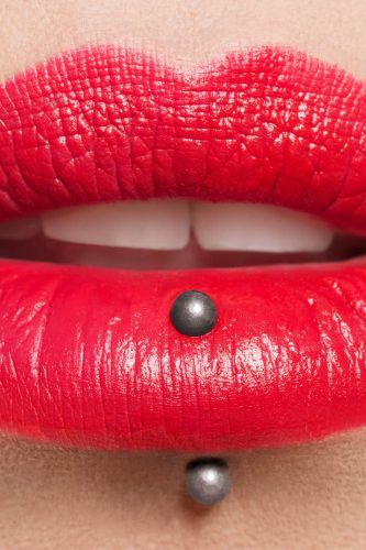 Lip Piercing Guide 2023: Definition, Types and Tips - Glaminati