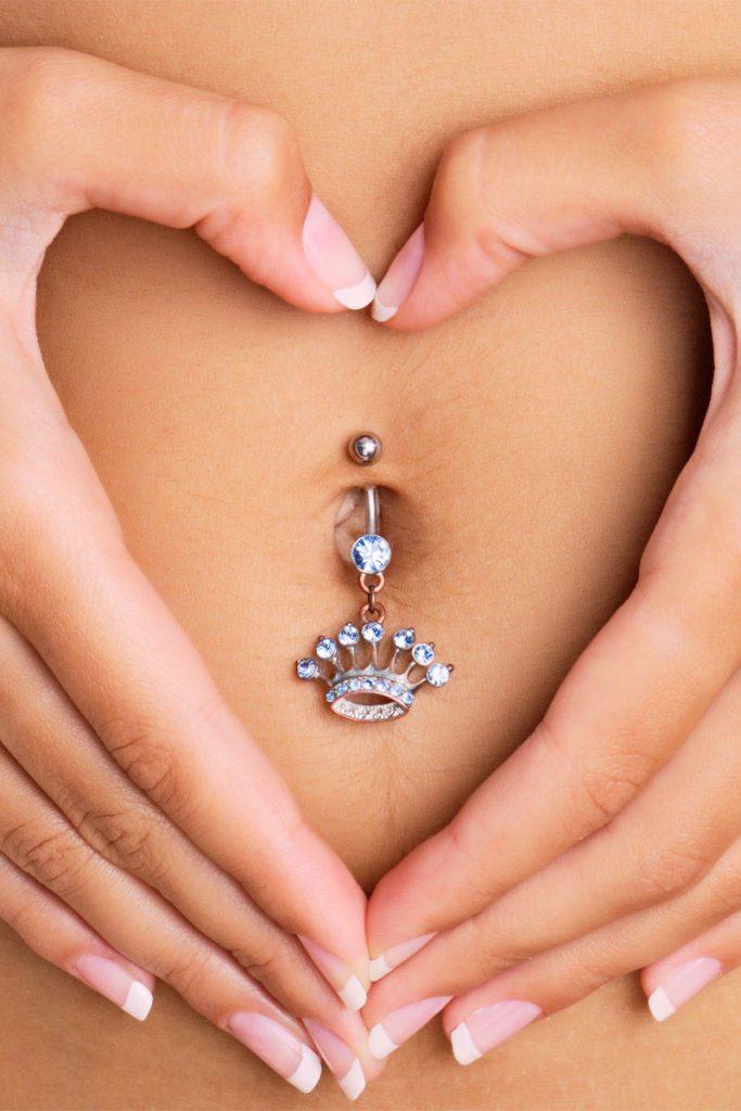 What do i use to clean store my belly button piercing