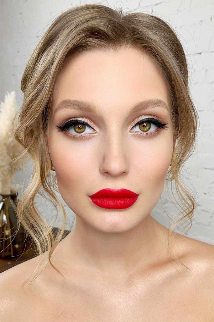 Valentines Day Makeup with Red Lips