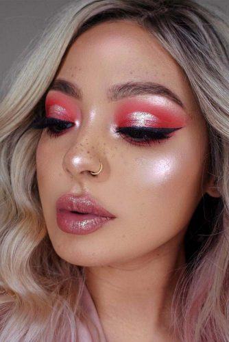 Makeup Idea In Pink Color #glittershadow