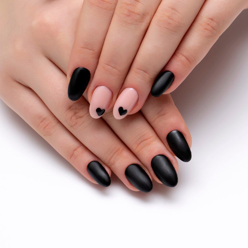 Black Nails with Accents