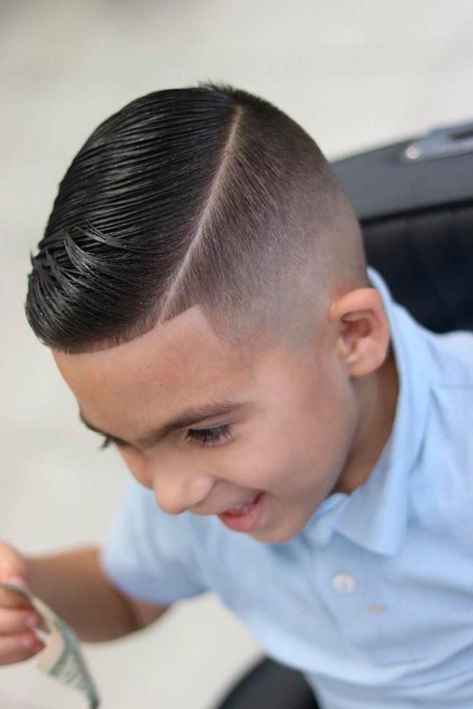 Comb Over With Hard Part And Skin Fade #sleekhair #fadehair