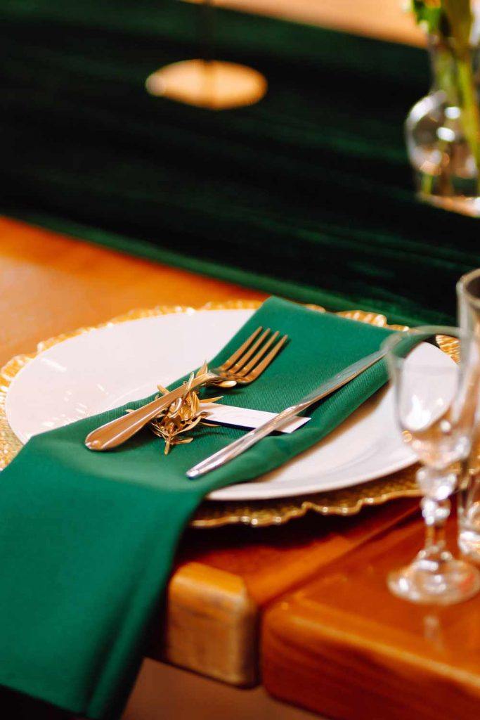 Emerald and Gold Fall Wedding Colors