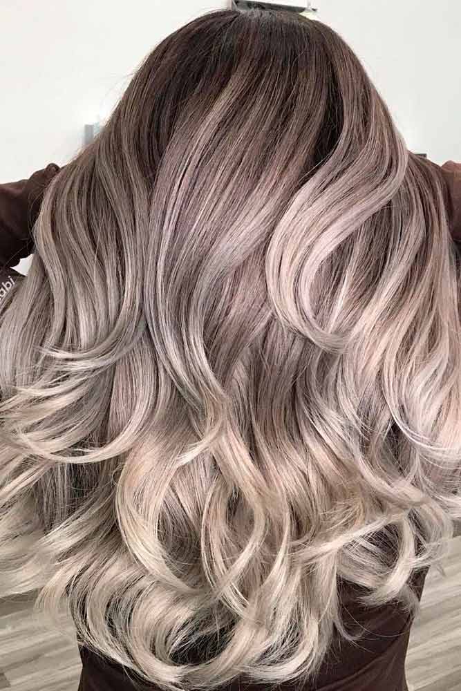 Ash Blonde Ombre Layered Hairstyles #ashhair #ombrehairstyles