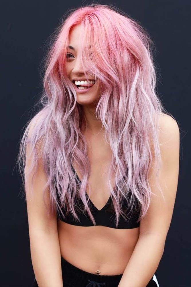 Messy Wavy Pink Hairstyles #purplehair #wavyhairstyles