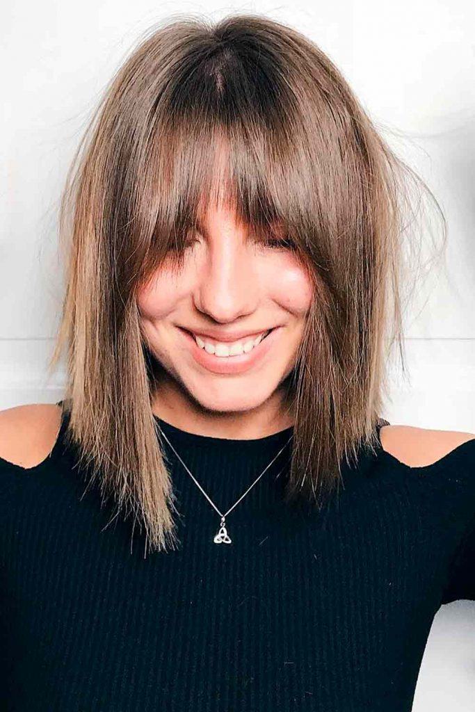 Lob With Textured Ends And Long Bang #prettyhairstyles #stylishhaircut