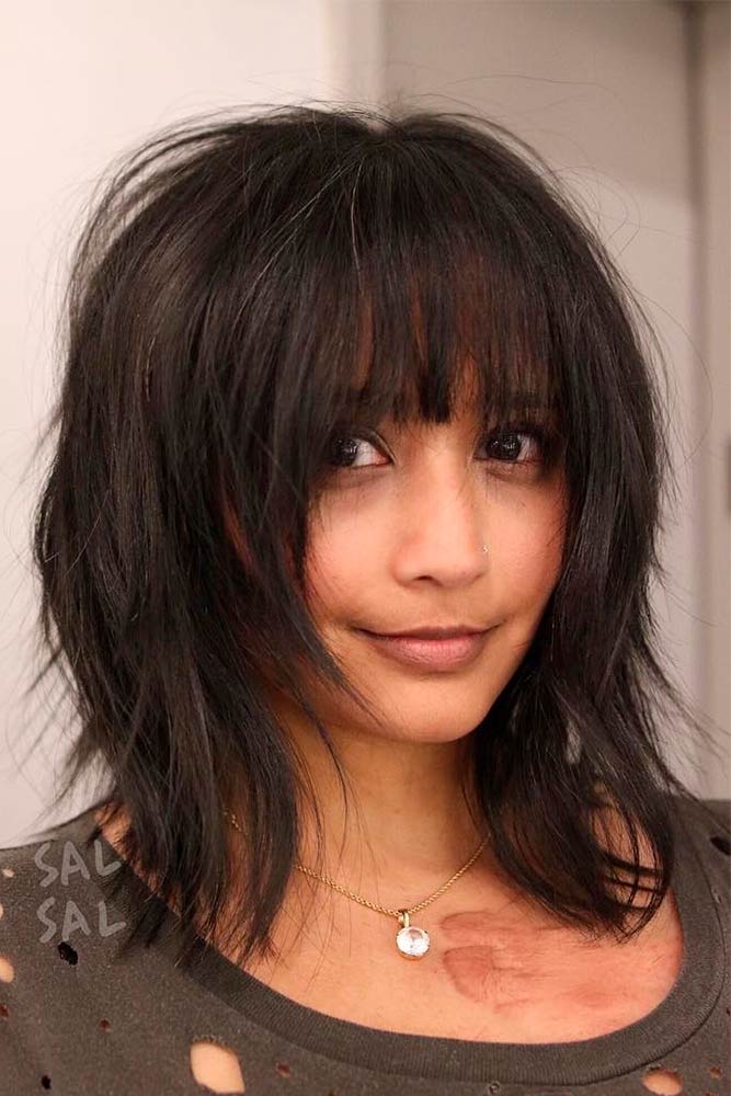 Amazing Ideas of Medium Haircuts for Perfect Look