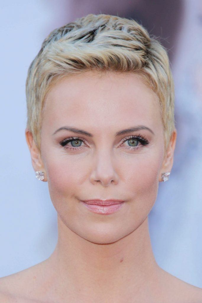Charlize Theron with Super Short Blonde Pixie