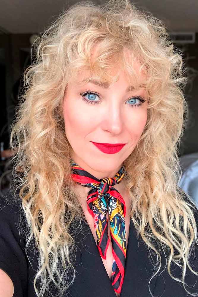 Blonde Shaggy Curls #curlyhairstyle #blondehair