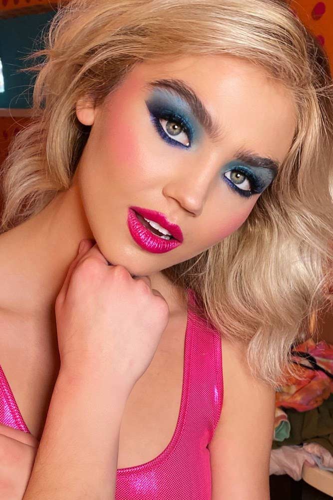 What Color Of Lipstick Was Popular In The '80s? #hotpinklipstick #blueeyeshadow