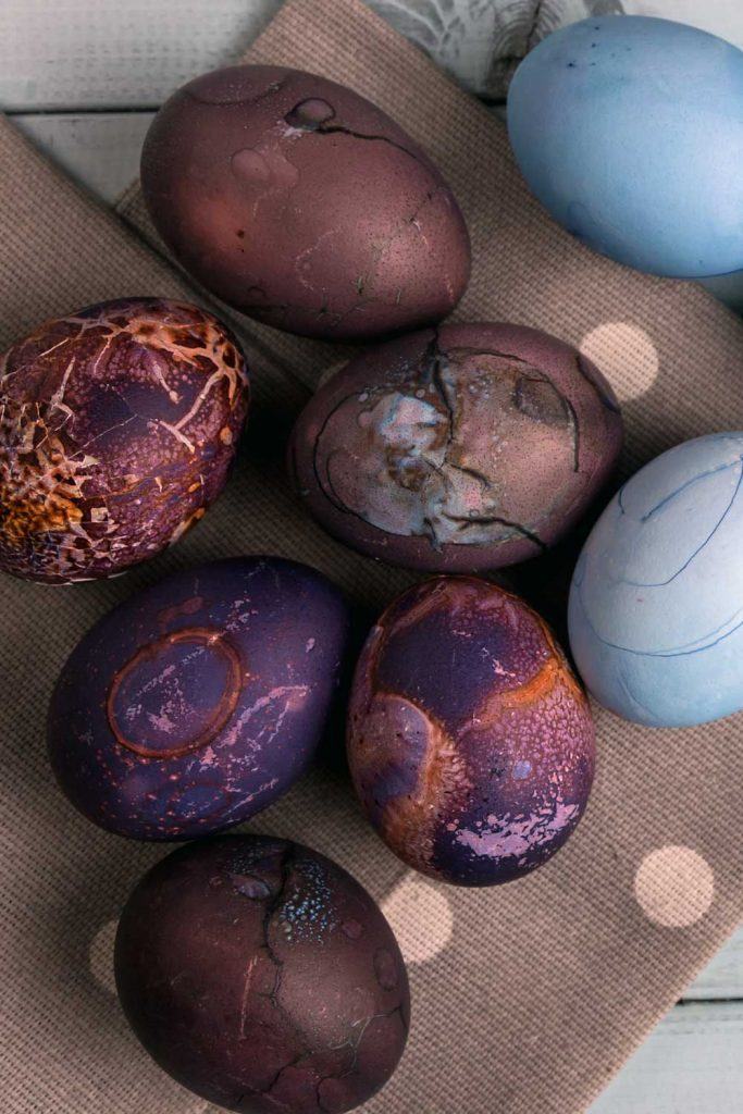 Water Marble Eggs for Easter