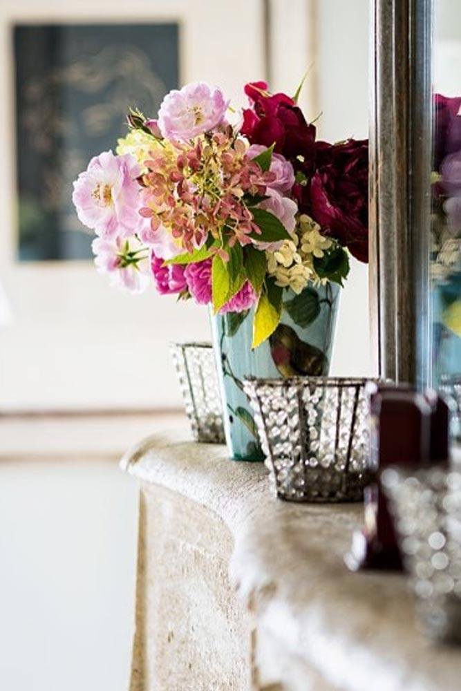 Ideas How To Put Flower Compositions In The Interior