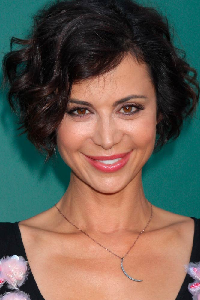 Short & Flirty Curly Bob #catherinebell #shorthair #curlyhair