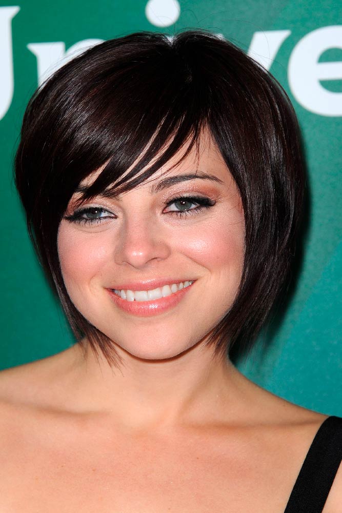 Celebrities With Inverted Bob Hairstyles #krystarodriguez #shorthair #brunettehair