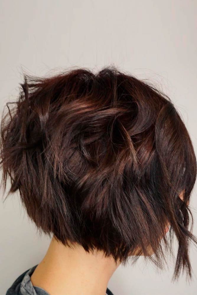 Short Messy Inverted Bob With Choppy Layers #brownhairstyles #shorthairstyles