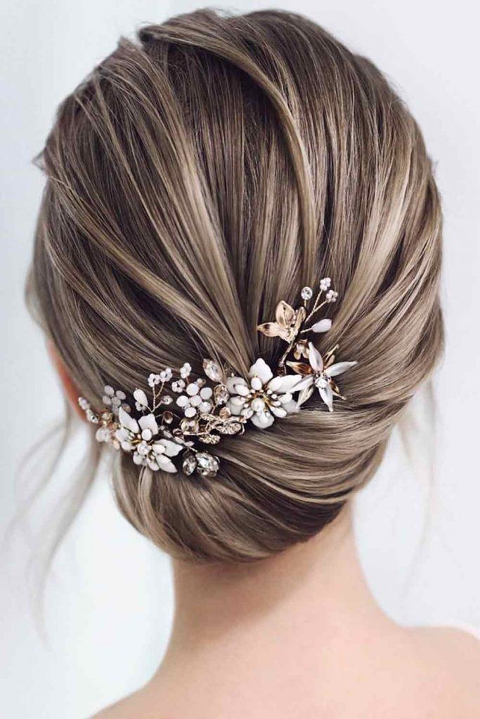 Formal Updo For Medium Hair #formalhairstyles #mediumhair