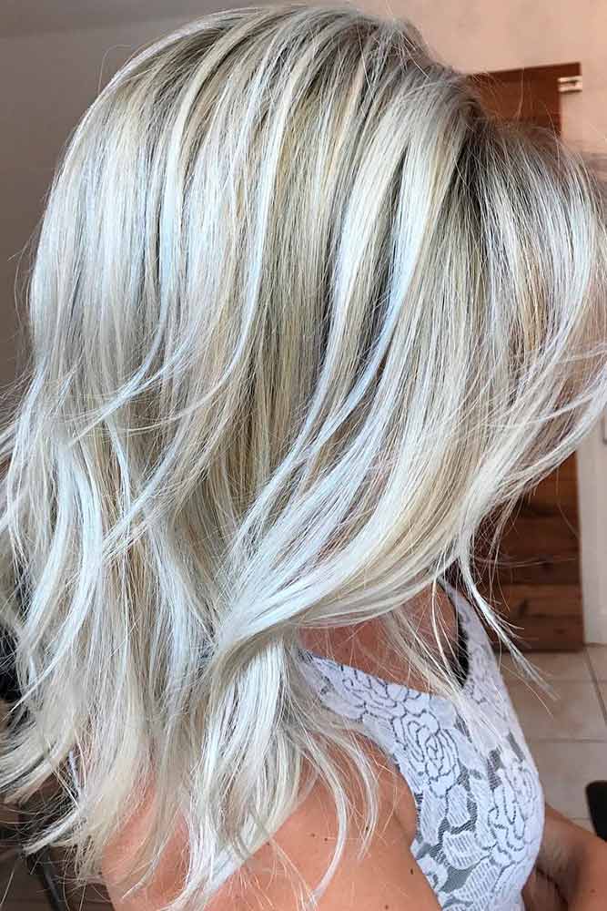 medium length blonde hair with layers