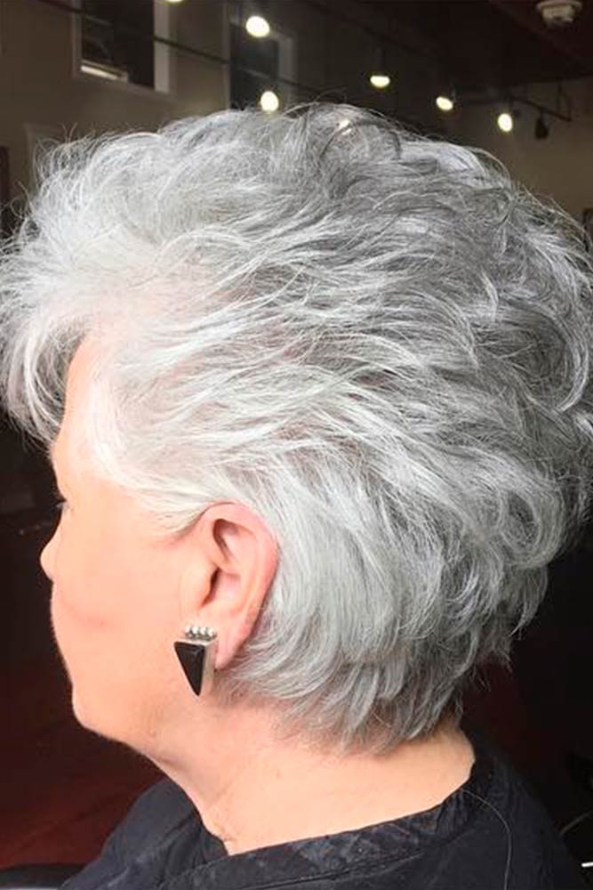 Short Haircuts for Women Over 50 That Take Years Off 