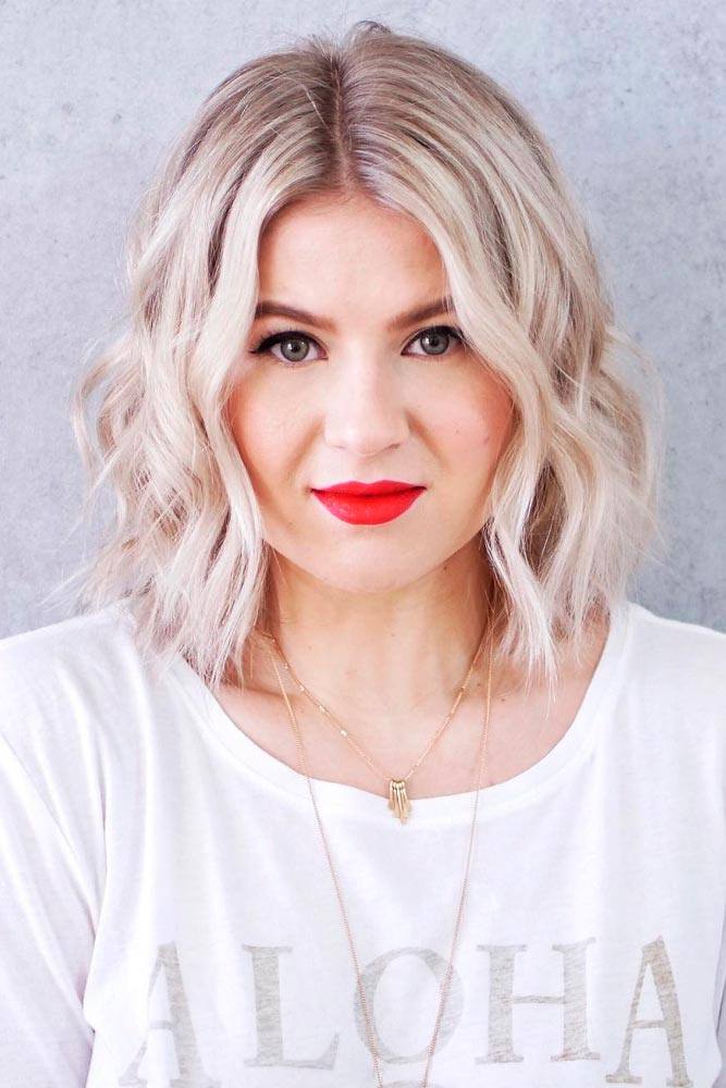 Wavy Layered Blonde Lob #bondehair #wavyhairstyles