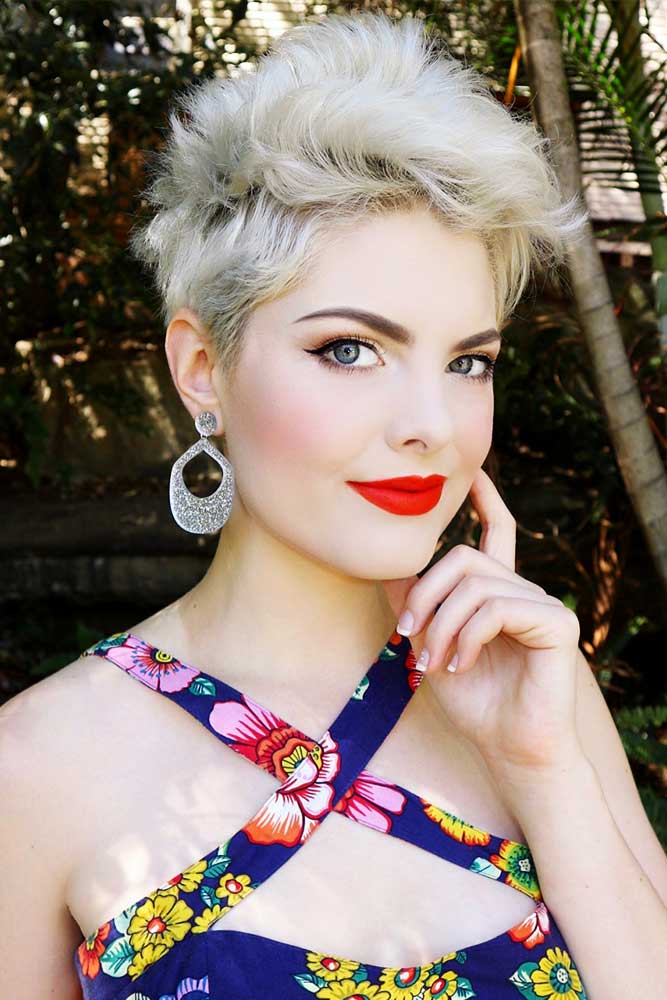 Beautiful Blonde Short Hairstyles