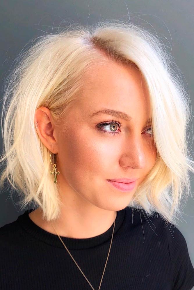 stylish short hairstyles for round faces