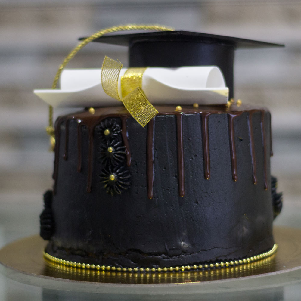 Graduation Cake | Cakes & Bakes