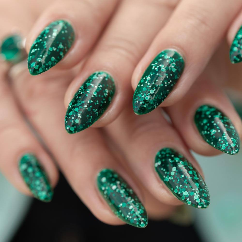 Green Glitter Nails for Spring
