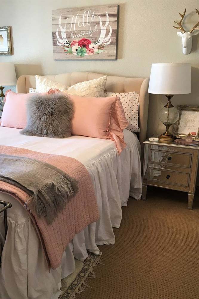 Sweet Teen Bedroom Idea In Pink Color #pinkcolor #cozybedroom