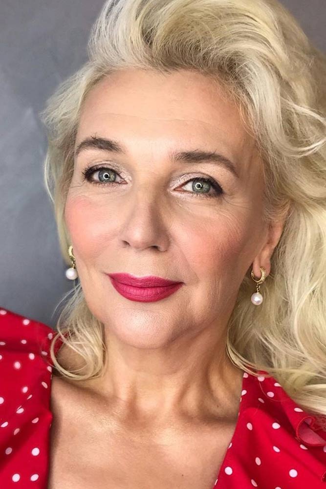 Doing Mom's Soft Spring Makeup - Makeup For Women Over 60!, woman