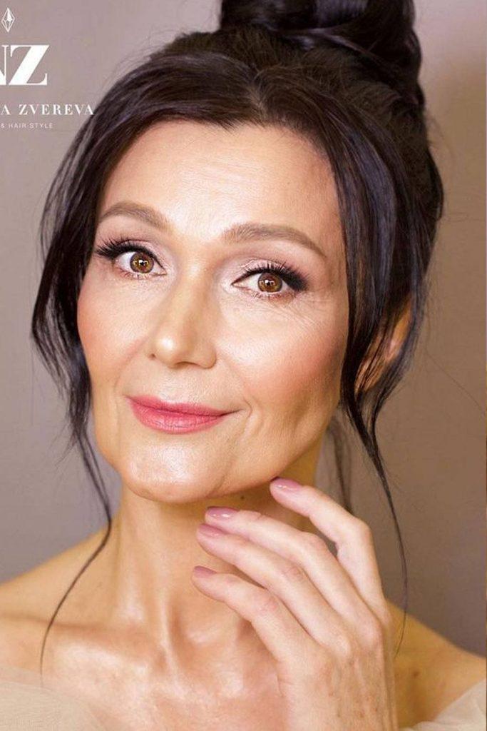 Day Night Simple Makeup for Mature Women